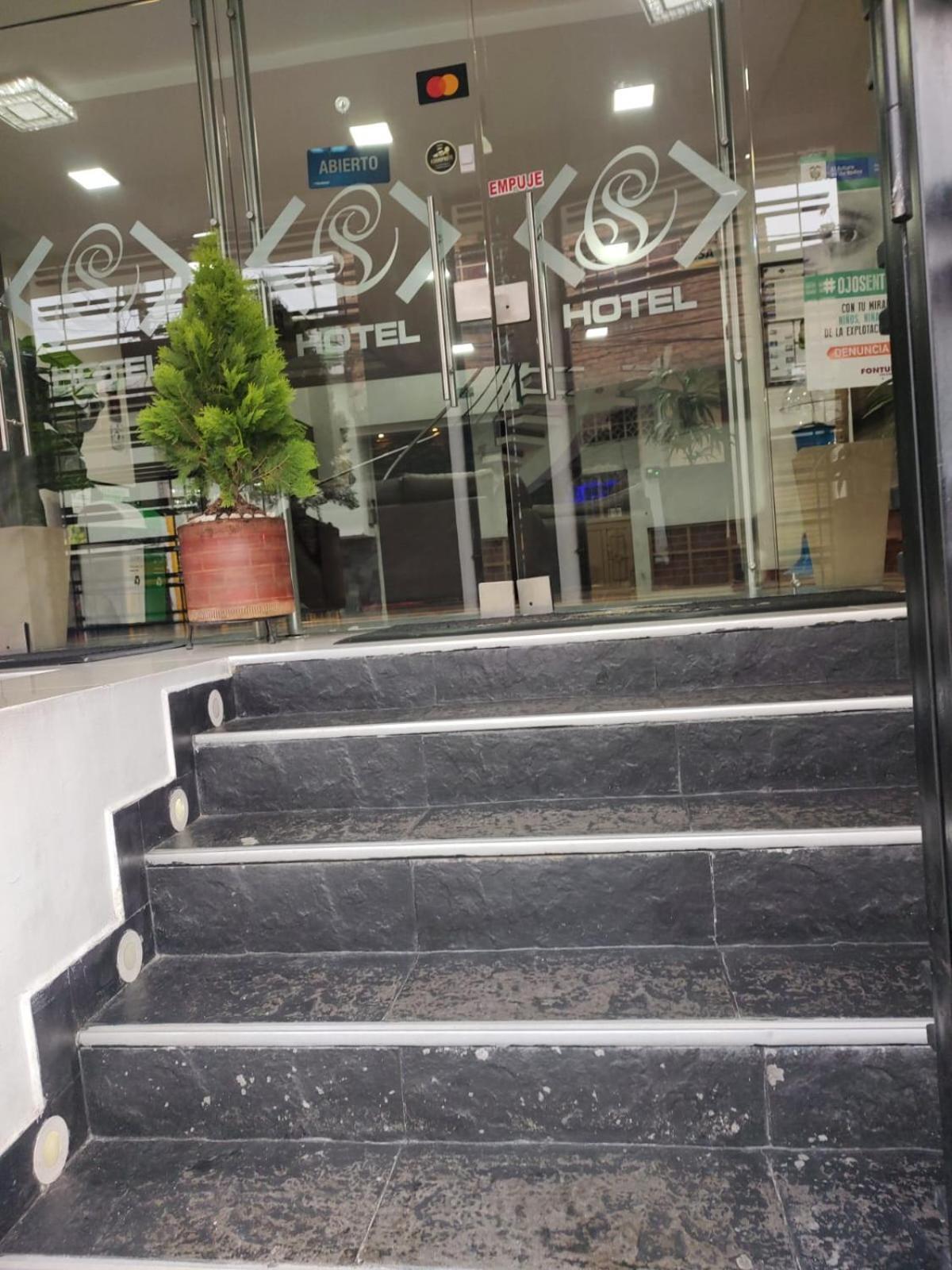 Hotel Confort Sweet Pasto Kültér fotó